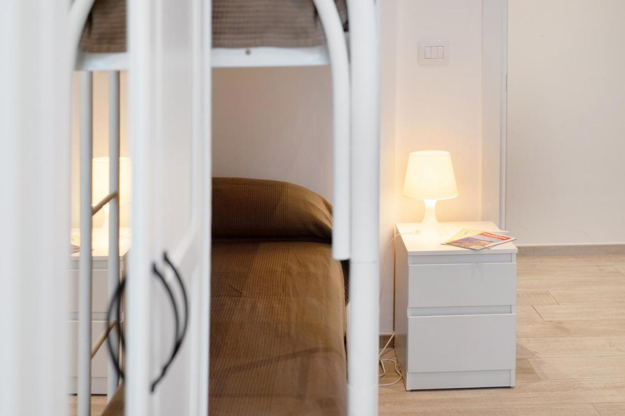 Ferienwohnung Trilocale Recagno Nuovo Varraze Exterior foto